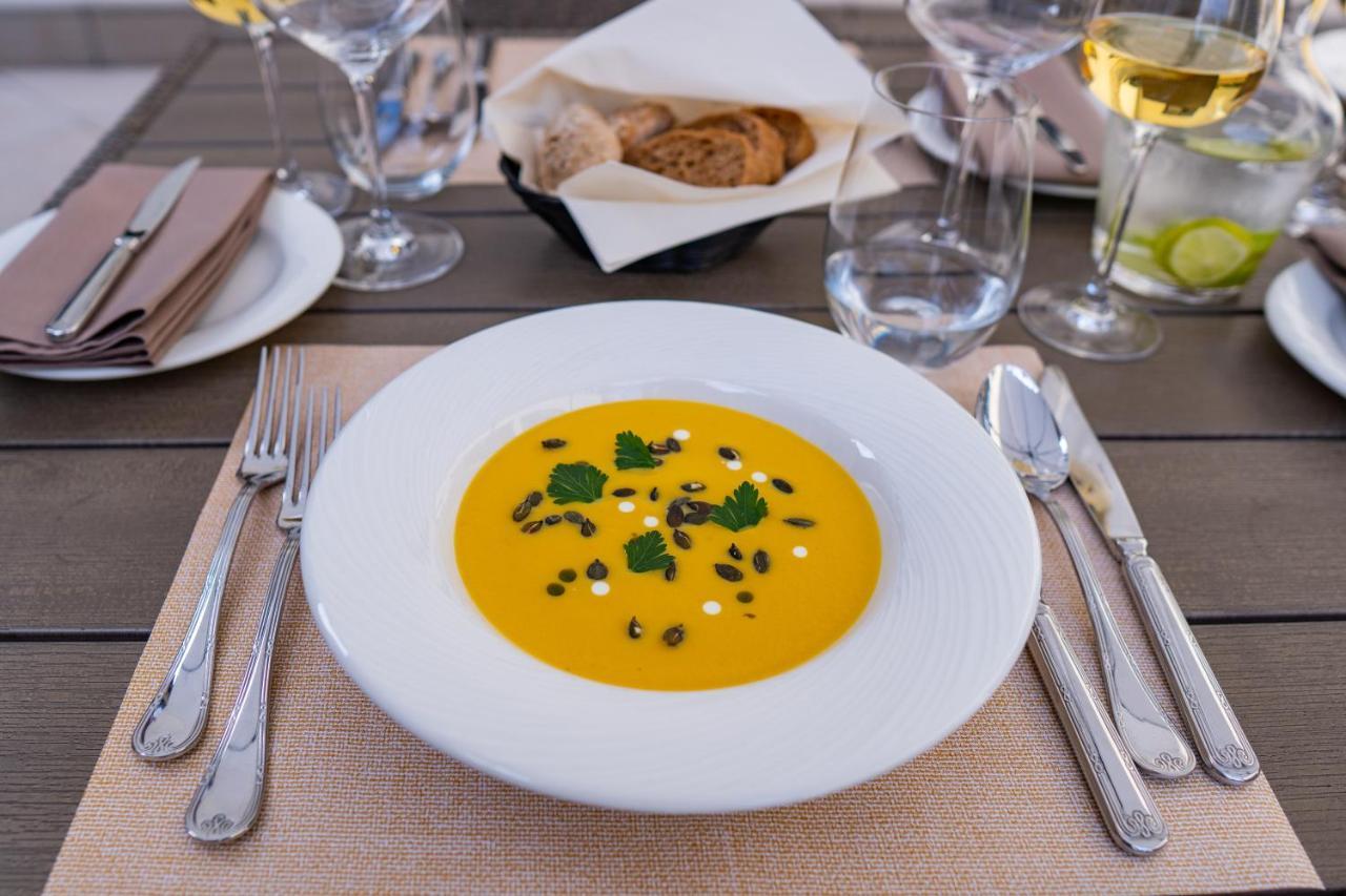 Boutique Odyseja & Spa Ciechocinek Exterior photo A carrot soup