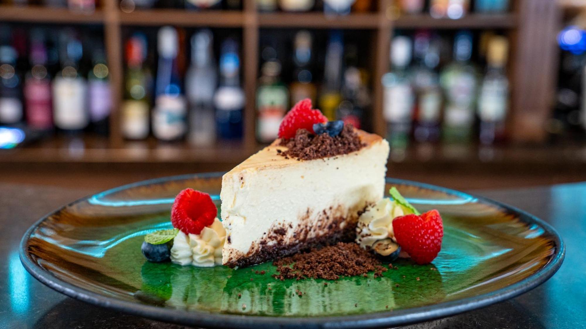 Boutique Odyseja & Spa Ciechocinek Exterior photo A cheesecake